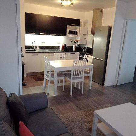 Appartement Cozy - Quartier Residentiel Melun Exterior foto