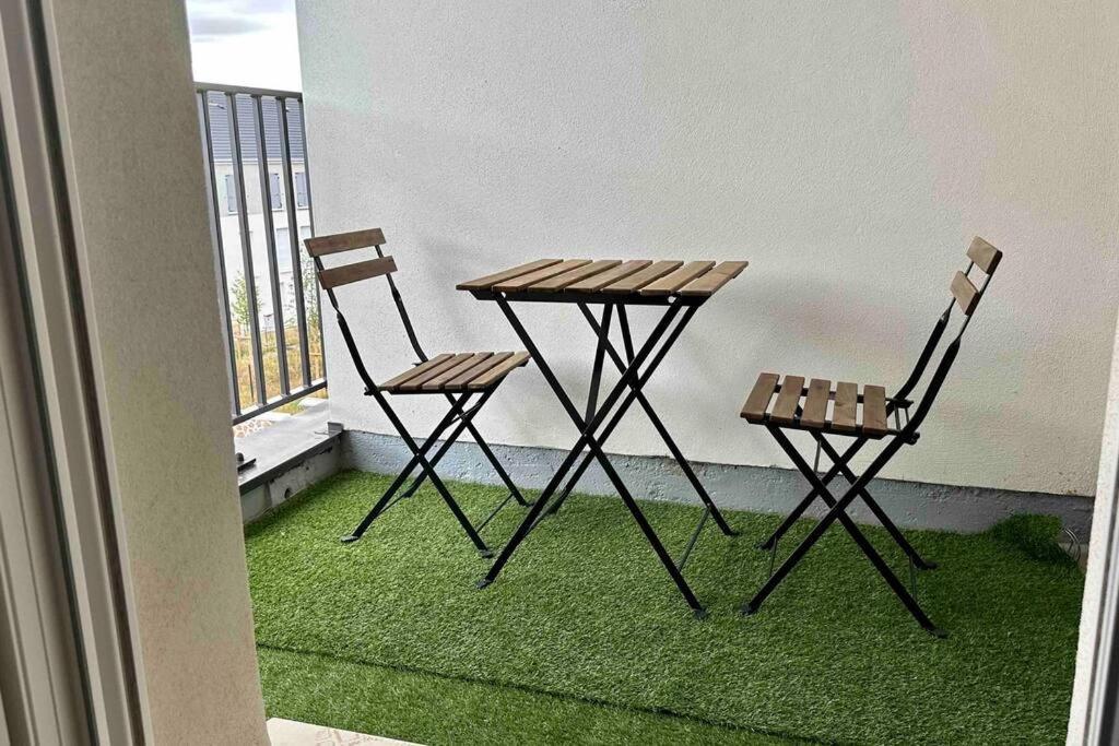 Appartement Cozy - Quartier Residentiel Melun Exterior foto