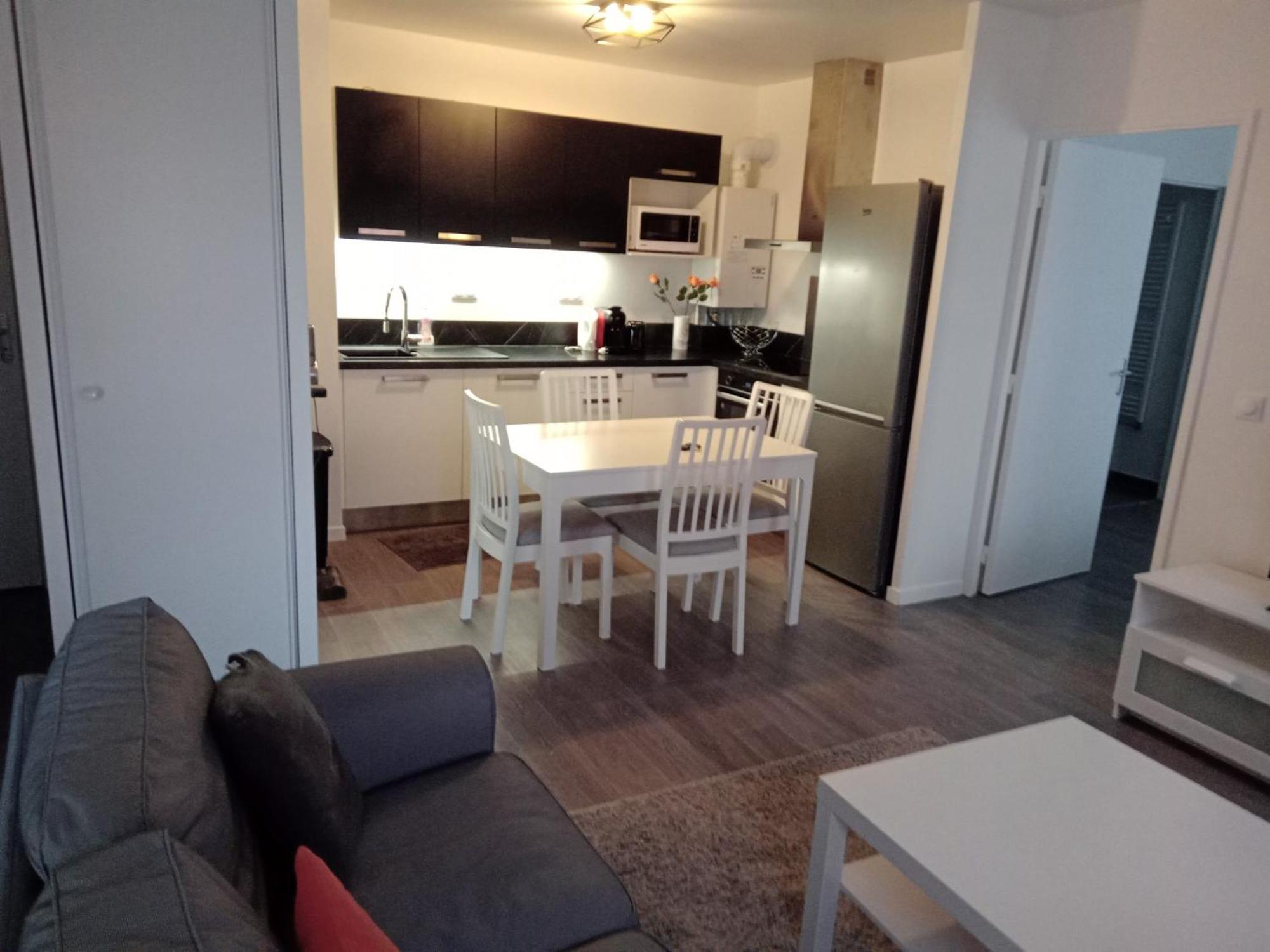 Appartement Cozy - Quartier Residentiel Melun Exterior foto